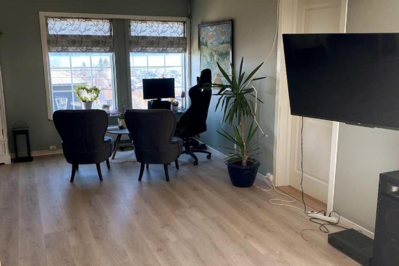 Bynaer Villa V/Ntnu.Garasje Internett, Badstue,Hage Gjøvik Kültér fotó